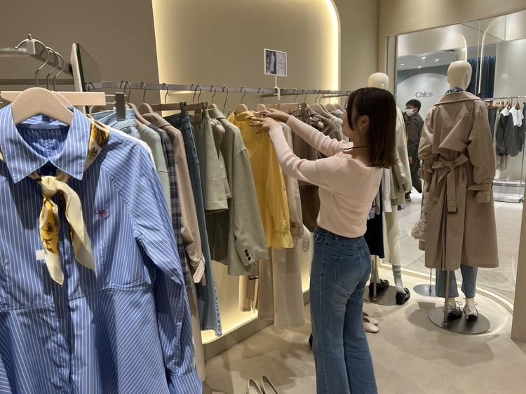 VIS(ビス)新静岡セノバ店のアルバイト・バイト求人情報-04