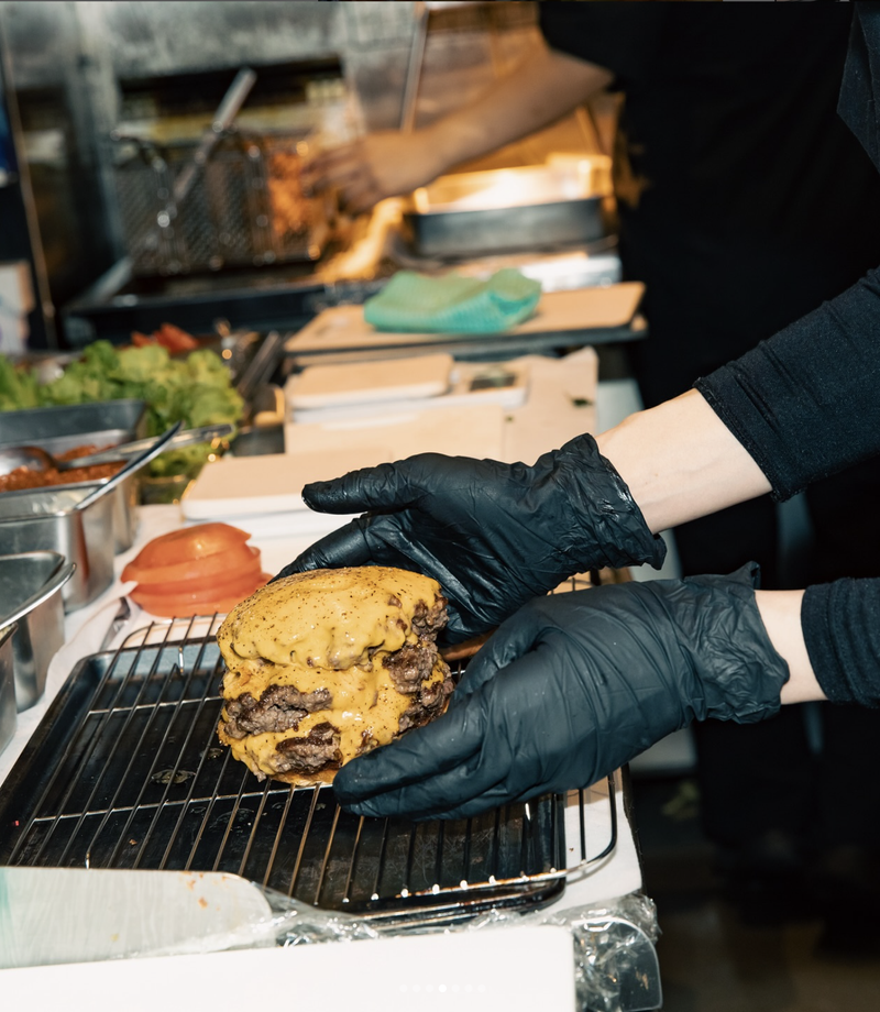 SHOGUN BURGER　TOKYO KABUKICHO TOWER店のアルバイト・バイト求人情報-02