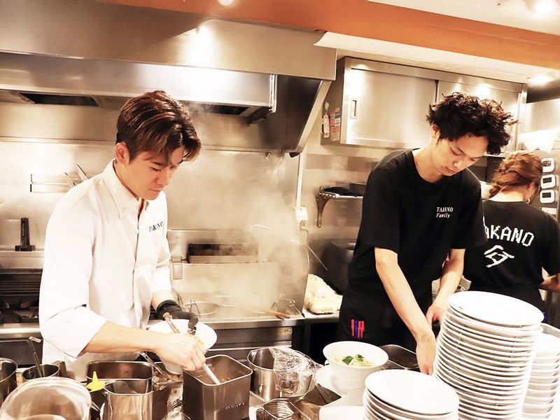 中華そば高野　横浜ベイサイド店のアルバイト・バイト求人情報-04