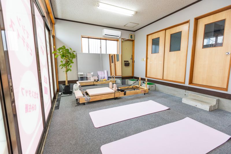 ヨガピラティススタジオ「さんはぴ」東松山市店のアルバイト・バイト求人情報-03
