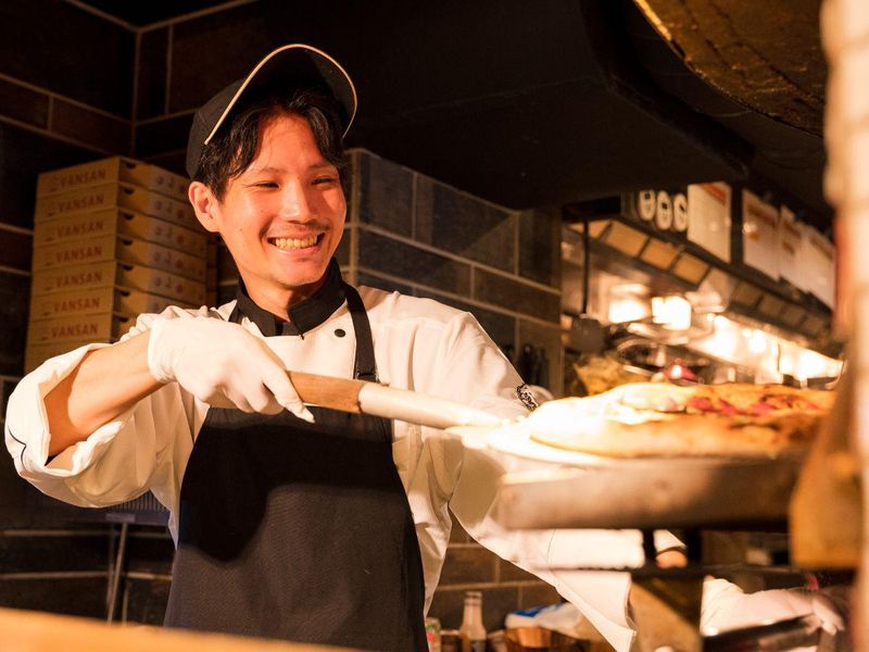 Italian Kitchen VANSAN 相模大野店のアルバイト・バイト求人情報-02