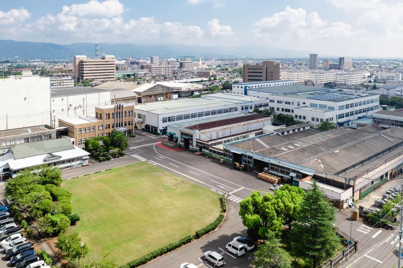 株式会社戸上電機製作所