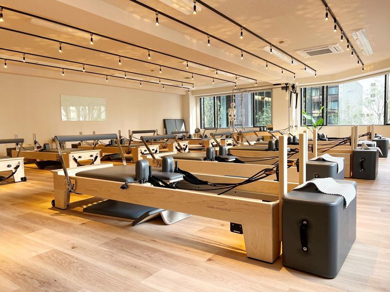 株式会社ヴィオラトリコロールのアルバイト・バイト求人情報-03