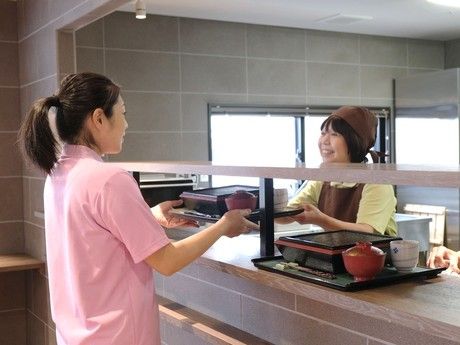 株式会社日本福祉会　えがおで寺塚　1番館の派遣求人情報