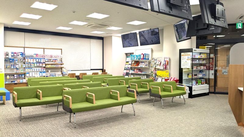 八王子薬剤センター駅前薬局のアルバイト・バイト求人情報-03