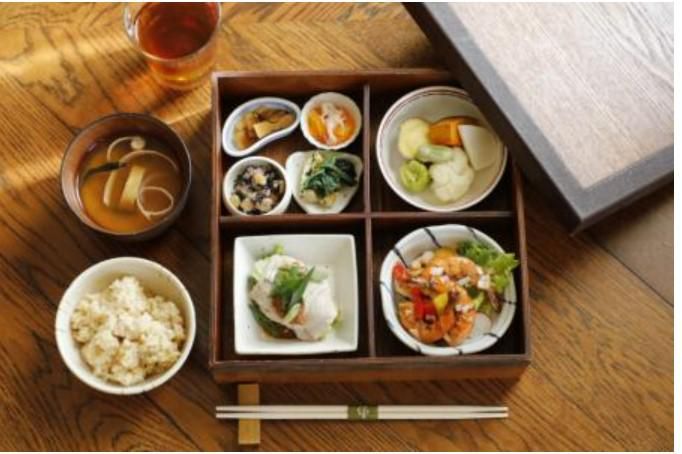 株式会社ティアラ　キューティパイカフェ(ティアラザクラシッククラブ)のアルバイト・バイト求人情報-02