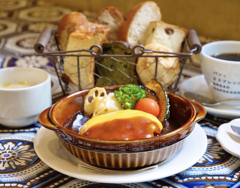 パンとエスプレッソと堺筋倶楽部のアルバイト・バイト求人情報-02