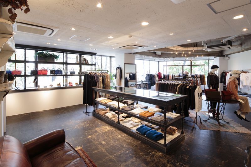 INTERNATIONAL RELATION　磨屋町店のアルバイト・バイト求人情報-03