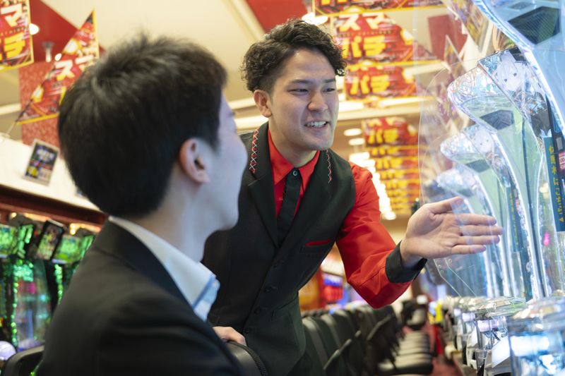 パーラー太陽　平岸店のアルバイト・バイト求人情報-05