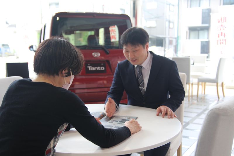 ダイハツ西部販売株式会社のアルバイト・バイト求人情報-04