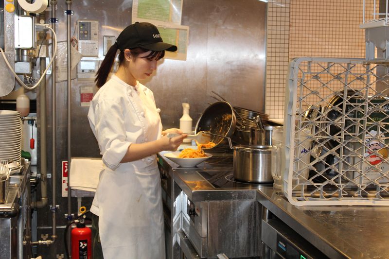 SHUTTERS 東京駅八重洲北のアルバイト・バイト求人情報-04