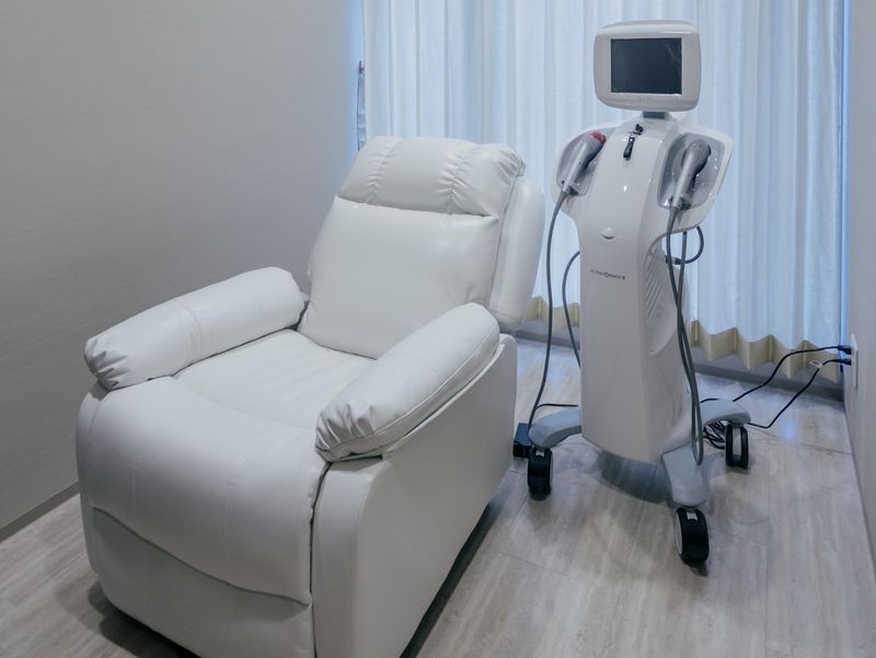 VERNO SKIN CLINICのアルバイト・バイト求人情報-04