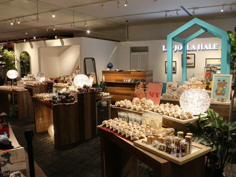 LA・JOLLA HALE 枚方T-SITE店のアルバイト・バイト求人情報