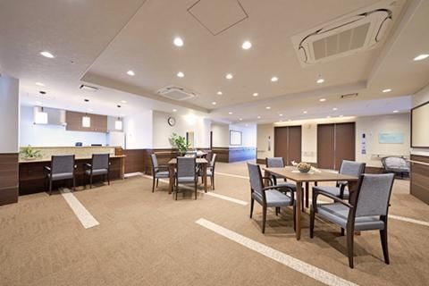 介護付有料老人ホーム チャームスイート向日町のアルバイト・バイト求人情報-03