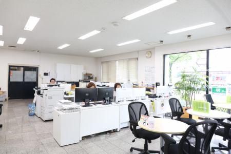 株式会社高橋自動車のアルバイト・バイト求人情報-02