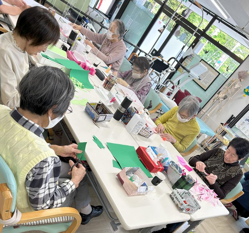 有限会社わらび　わらび接骨院デイサービスセンターのアルバイト・バイト求人情報-03