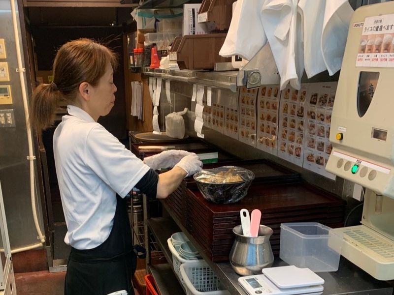 大衆食堂 定食のまる大 静岡北口店のアルバイト・バイト求人情報-04
