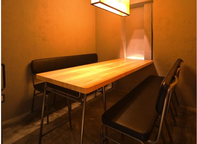 GYOZA　BAR . miyako street　株式会社キューズダイニングのアルバイト・バイト求人情報-05