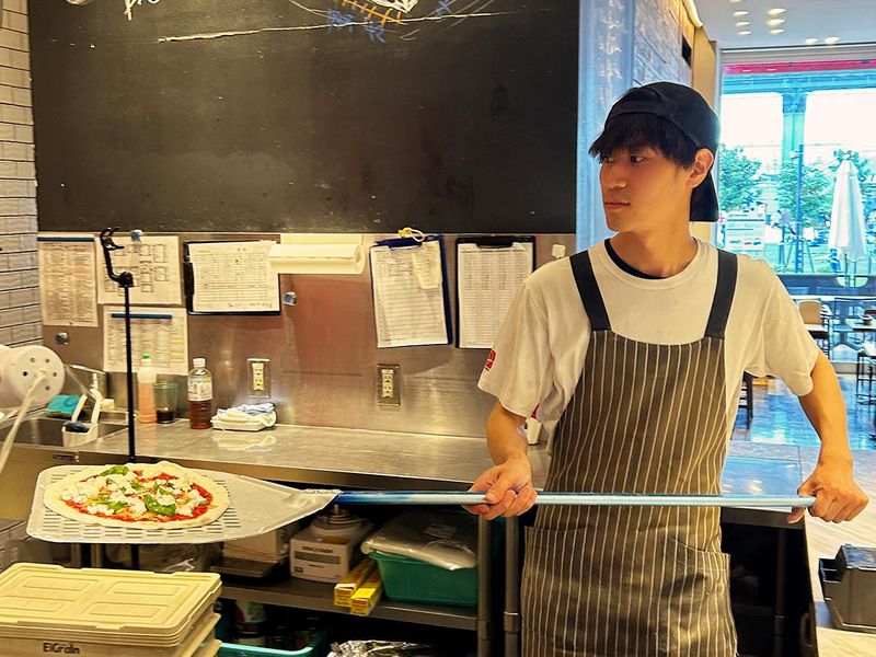 PIZZA SALVATORE CUOMO ららぽーと立川立飛店のアルバイト・バイト求人情報-03
