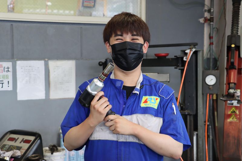 株式会社リバーサイド　RS車検センター海老名のアルバイト・バイト求人情報-03