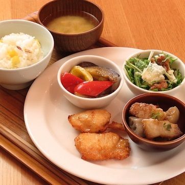 Caf’e&MealMUJI　京都山科のアルバイト・バイト求人情報-02