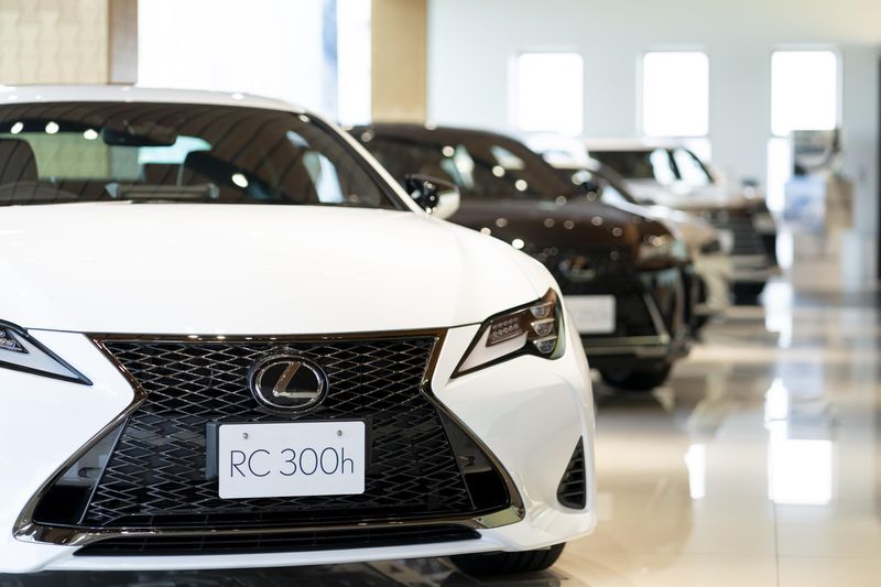 「LEXUS店」半日ツアー【上質空間と営業の最前線を体感】