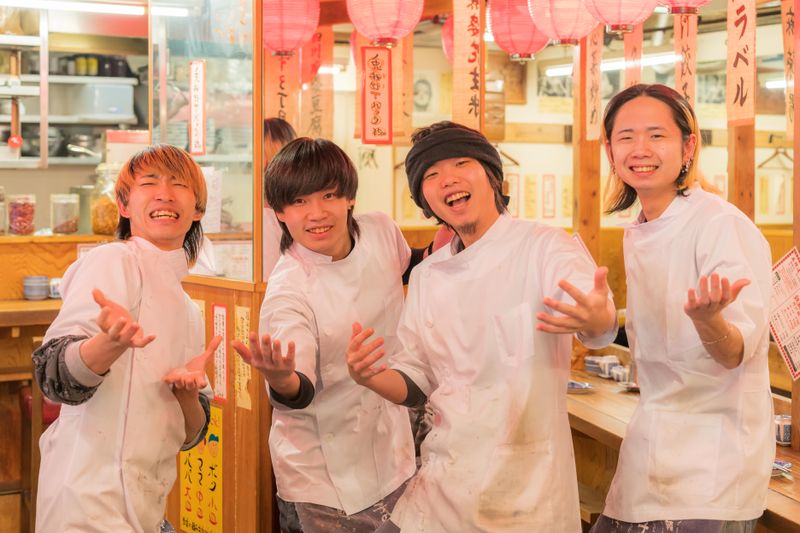 ~鉄鍋餃子・麻辣湯~餃子の工藤のアルバイト・バイト求人情報-02