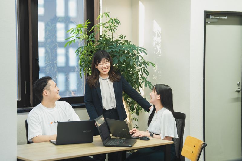 株式会社グルスタのアルバイト・バイト求人情報-02