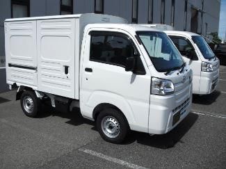 株式会社Three S