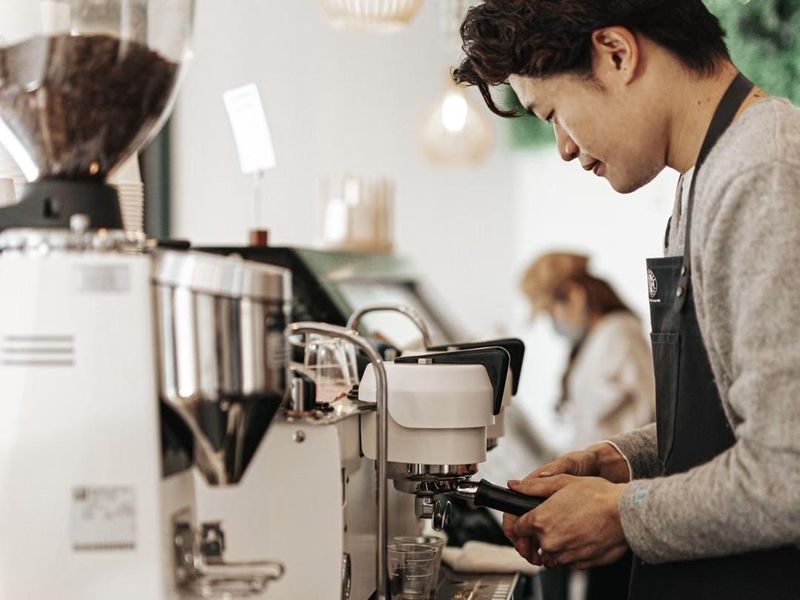 UNI COFFEE ROASTERY 横浜日本大通りのアルバイト・バイト求人情報-07