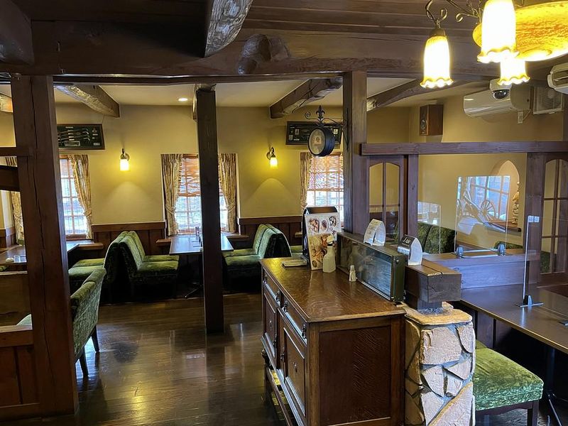 こーひーれすとらん　葡萄屋　本店のアルバイト・バイト求人情報-02