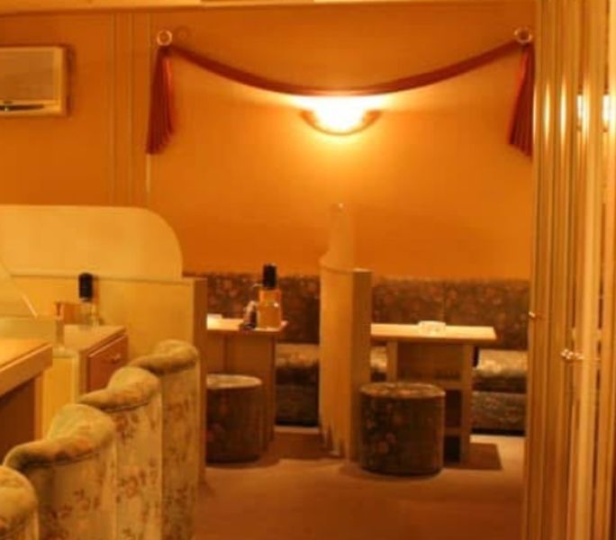 ラウンジなでしこのアルバイト・バイト求人情報-02