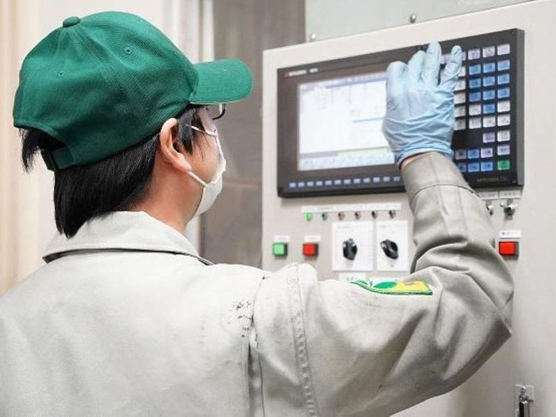 株式会社ワイジーテック