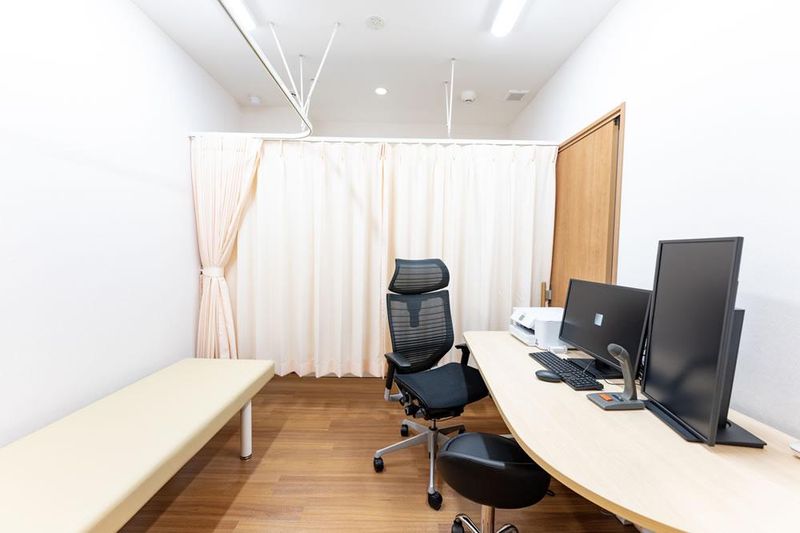 初台まちのクリニックのアルバイト・バイト求人情報-03