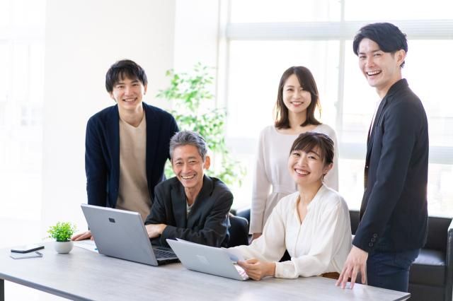プラグイーズ合同会社の求人・転職情報