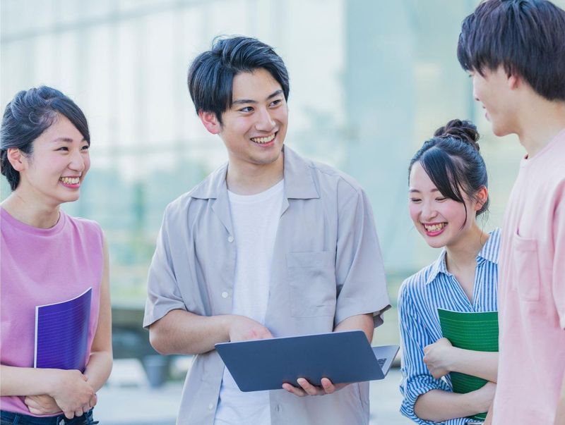 株式会社リロン・クリエイティブズーム