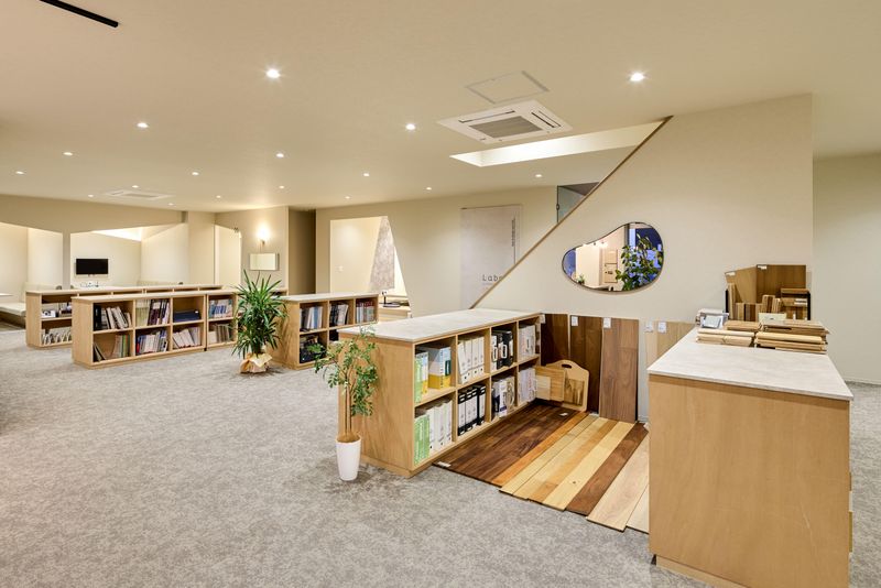 HOLIDAYS　緑スタジオのアルバイト・バイト求人情報-05