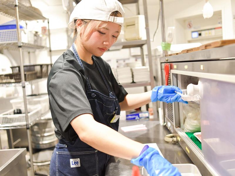 焼肉食堂まんぷく 川口道合店の求人情報