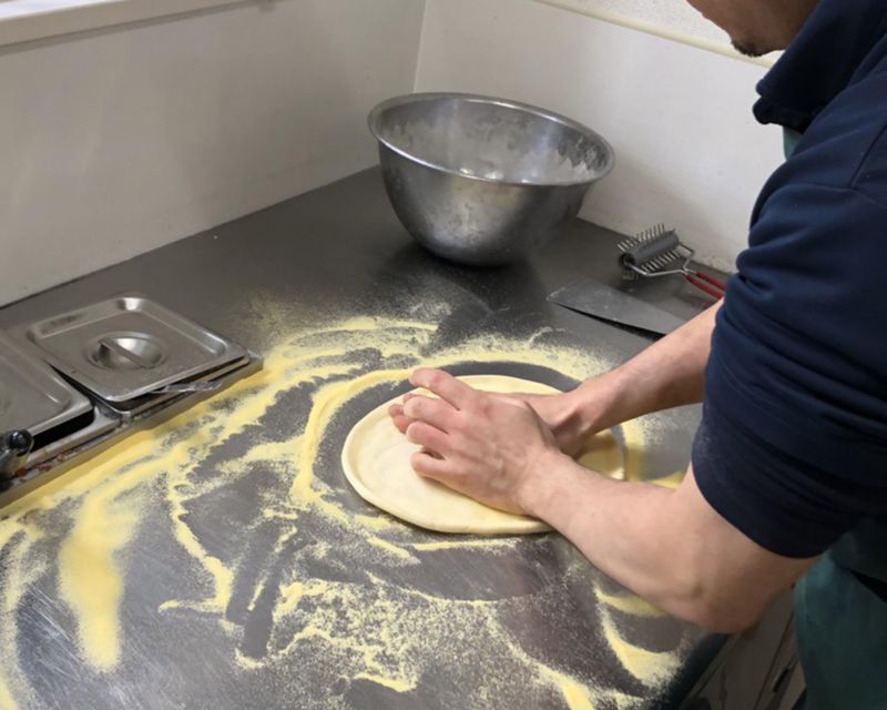 ピザ・サントロペ淀川店のアルバイト・バイト求人情報-01