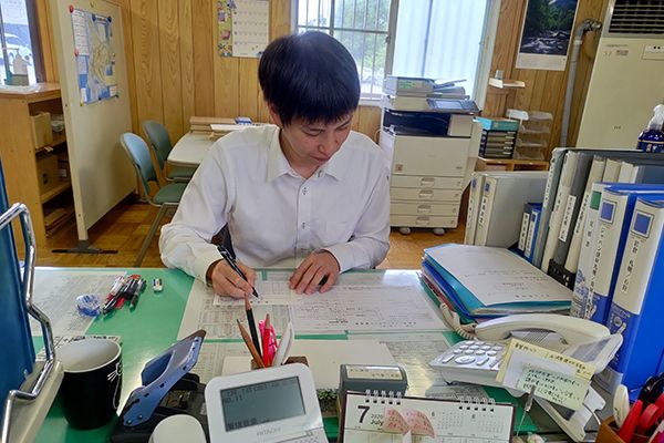 札鶴ベニヤ株式会社-0002の求人・転職情報