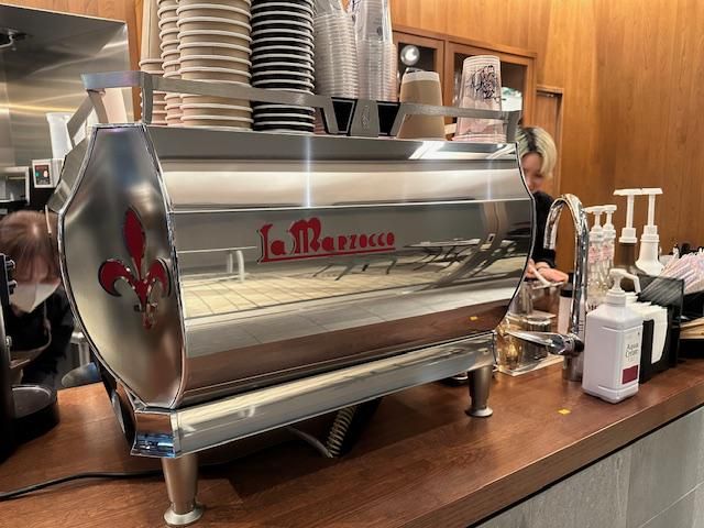 六本木コーヒー六本木店のアルバイト・バイト求人情報-05