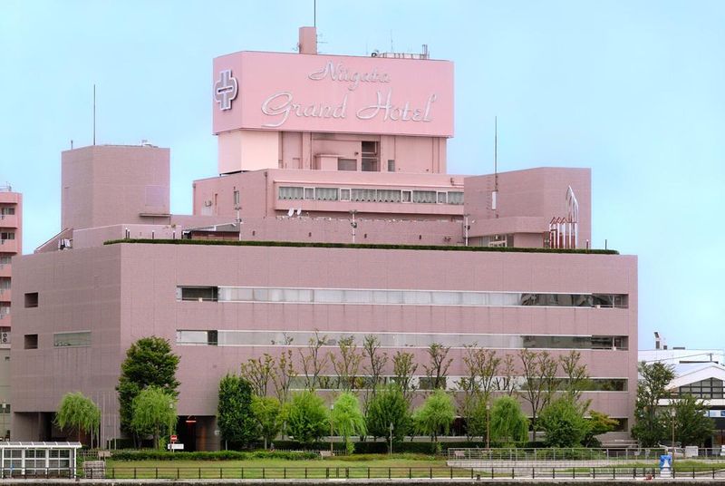 新潟グランドホテルのアルバイト・バイト求人情報-03