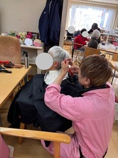 (株)やさしい手　ゆめふる代沢店のアルバイト・バイト求人情報-04