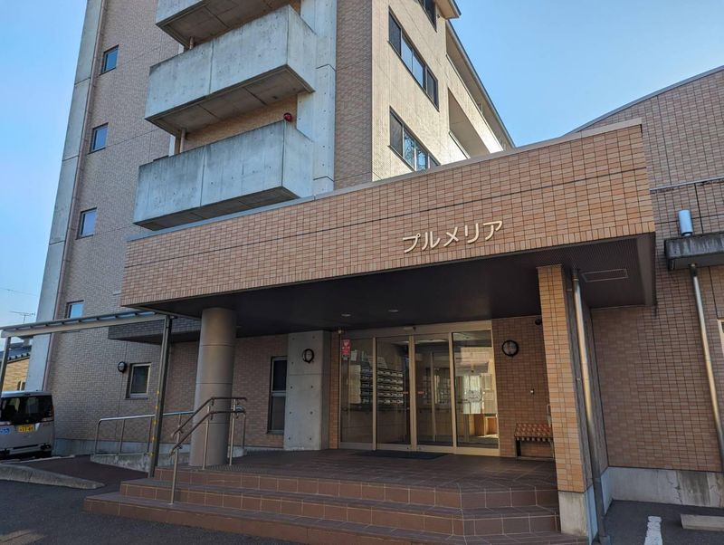 サービス付き高齢者向け住宅「プルメリアⅠ・Ⅱ」のアルバイト・バイト求人情報-04