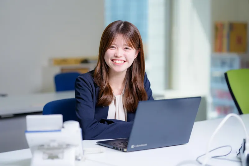 【28卒対象・営業職/Web】20代で年収1000万越え可!