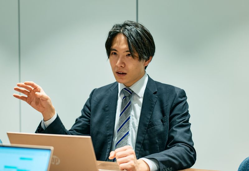 株式会社ユニバース