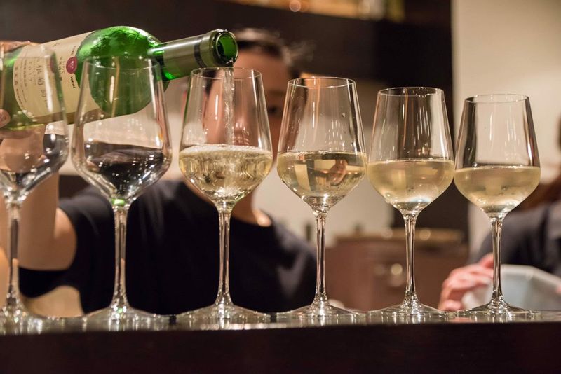 ワインと日本酒ikkakuのアルバイト・バイト求人情報-01