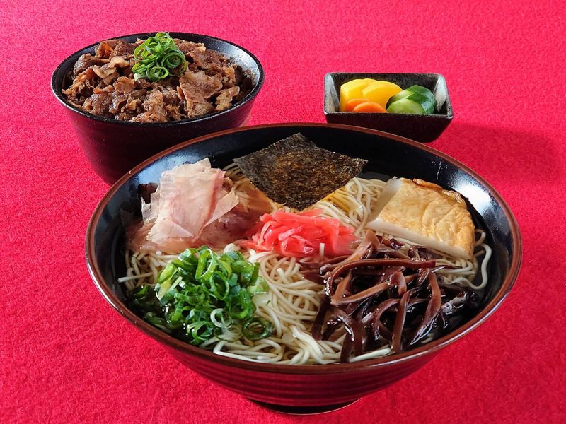 中華うどん　一平のアルバイト・バイト求人情報-03