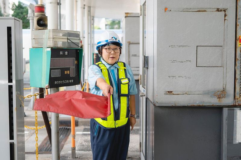 西日本高速道路サービス関西株式会社　京都縦貫自動車道　沓掛 料金ステーションのアルバイト・バイト求人情報-05