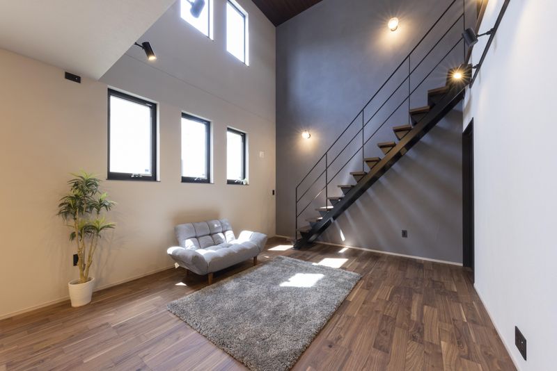 株式会社フェスティナ・レンテの求人・転職情報